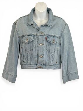 Levi’s premium denim crop trucker jacket 3/4 sleeves